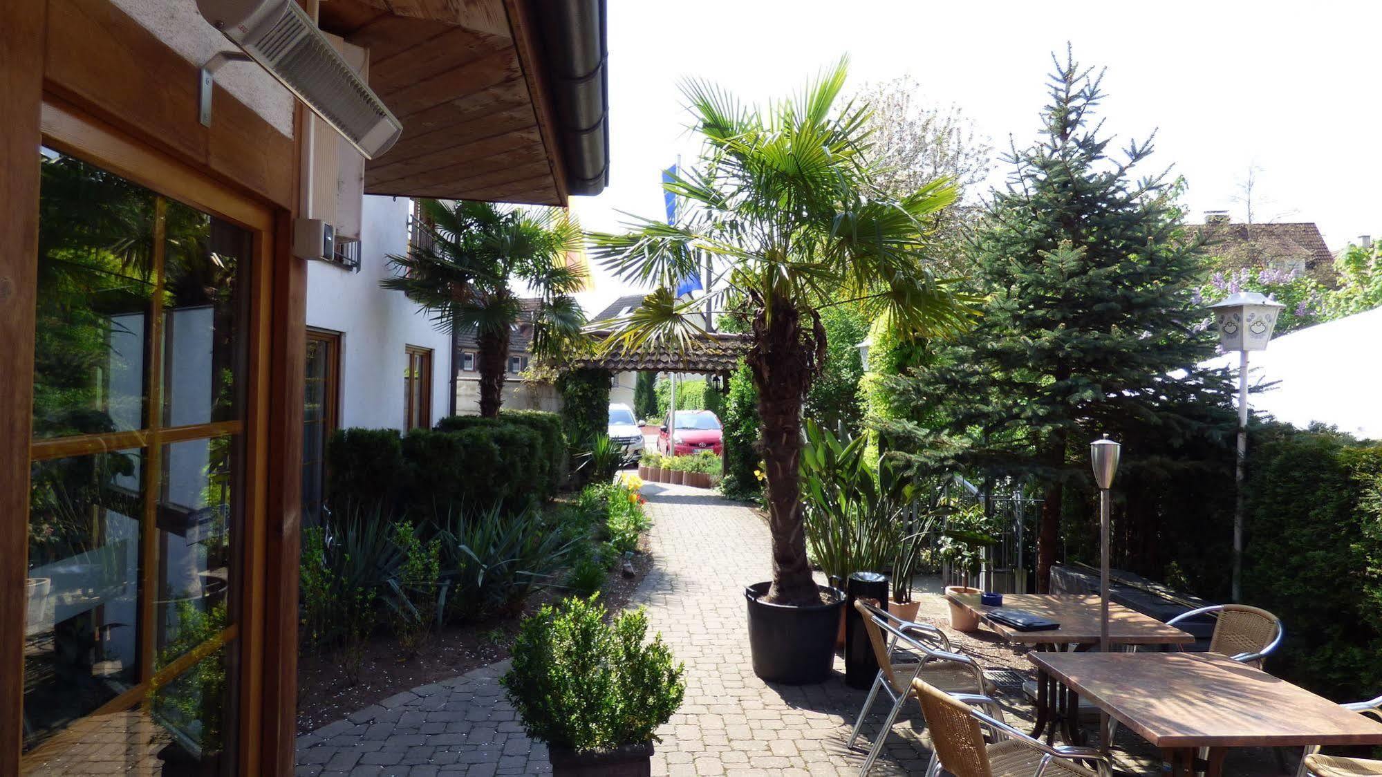 Hotel Blume Friburgo in Brisgovia Esterno foto